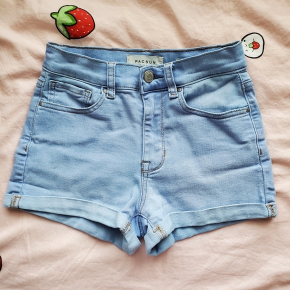 Pacsun the shortie light wash shorts - Picture 1 of 2